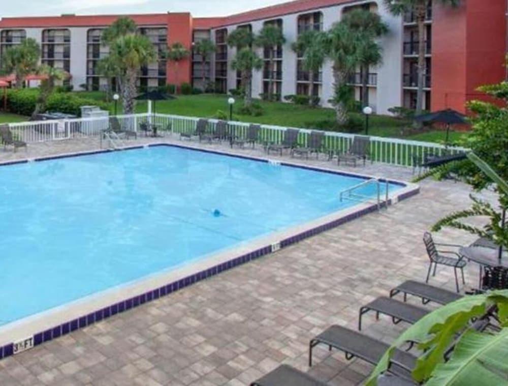 Grand Hotel Orlando At Universal Blvd - Shuttle To Theme Parks Екстериор снимка