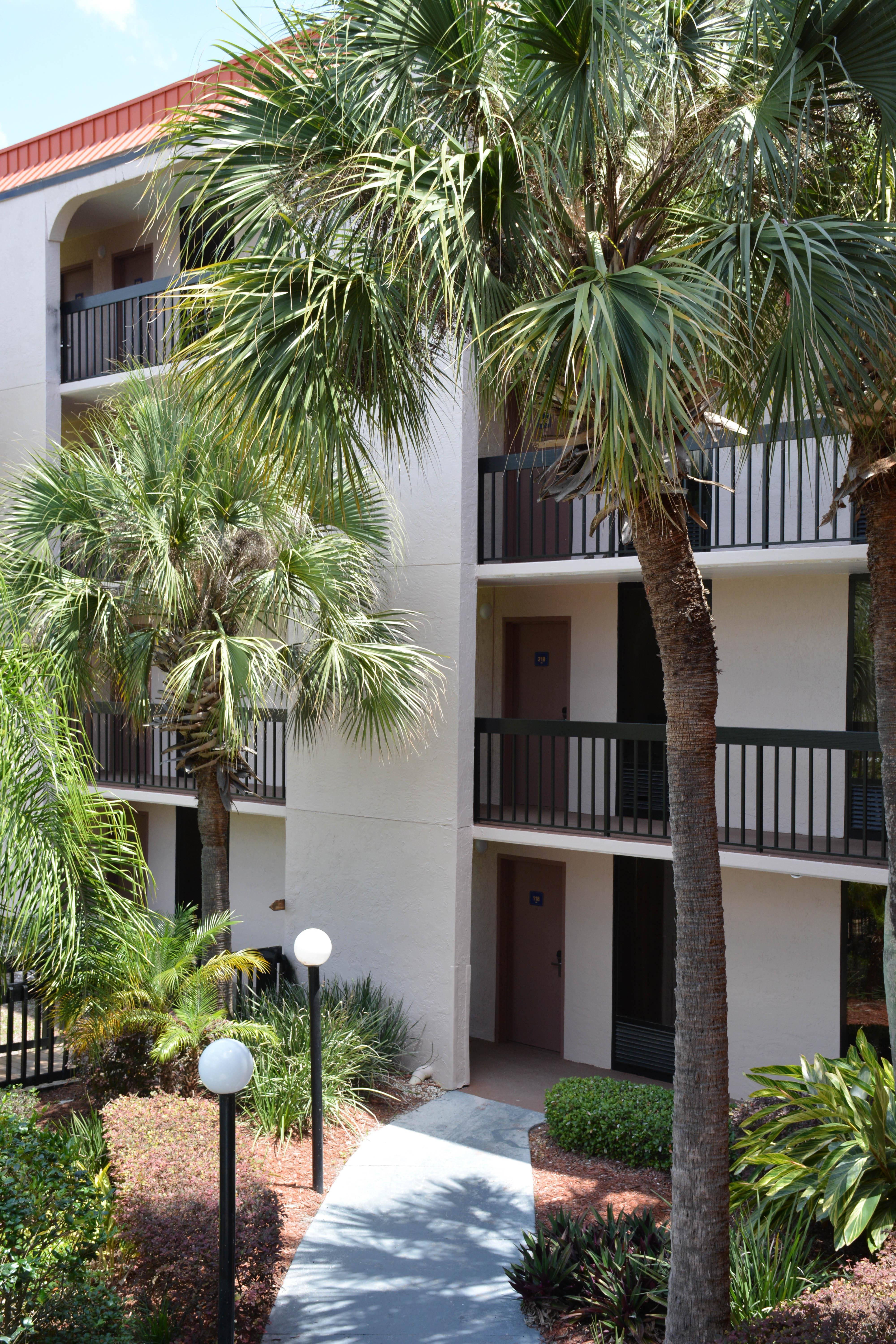 Grand Hotel Orlando At Universal Blvd - Shuttle To Theme Parks Екстериор снимка