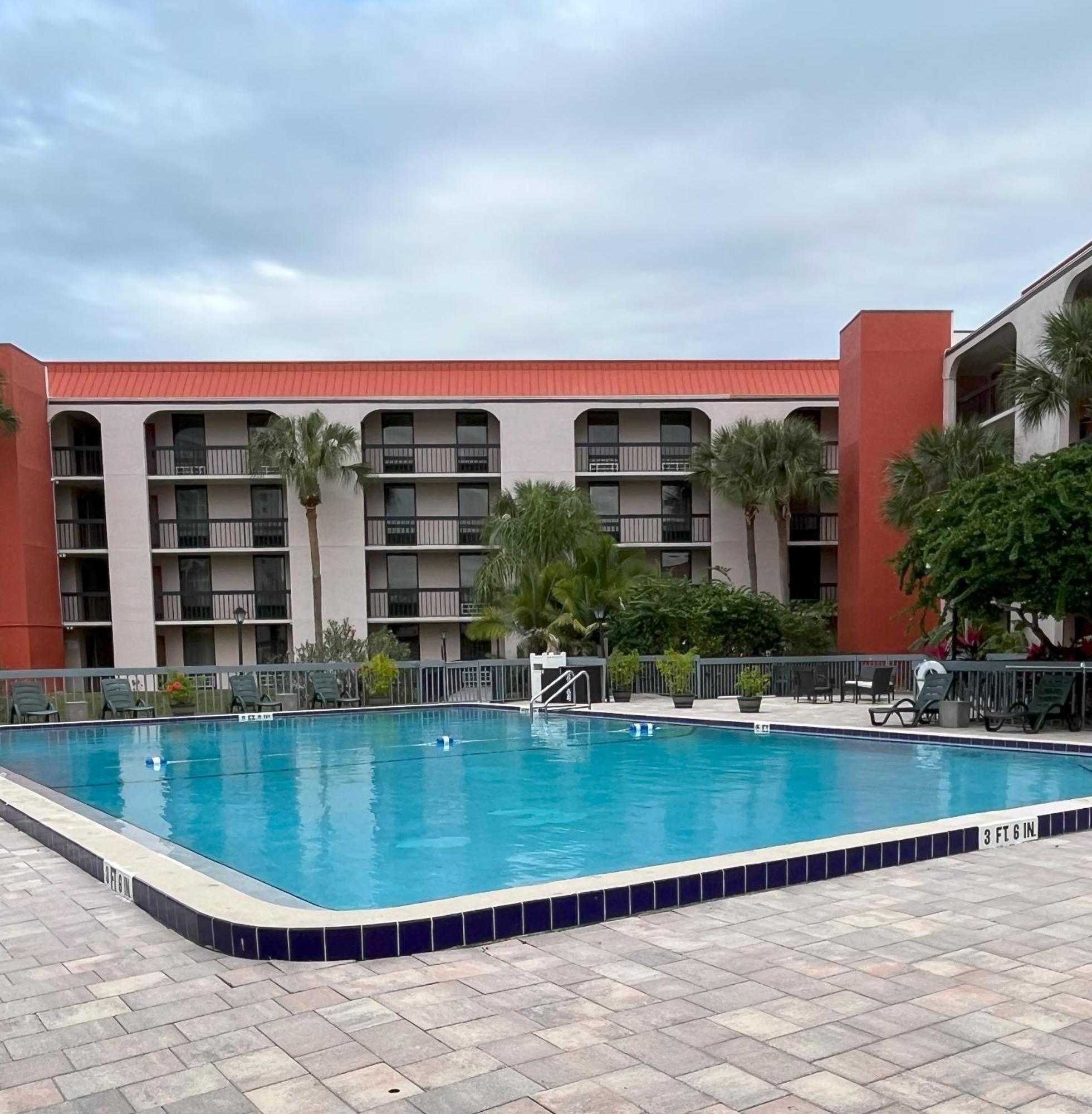 Grand Hotel Orlando At Universal Blvd - Shuttle To Theme Parks Екстериор снимка