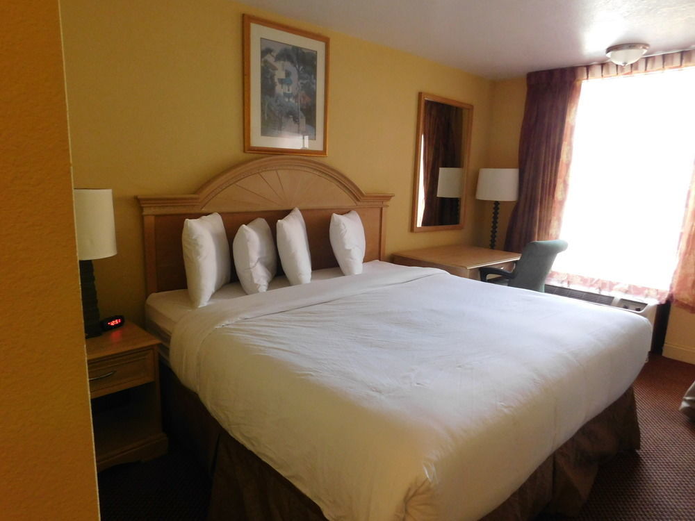 Grand Hotel Orlando At Universal Blvd - Shuttle To Theme Parks Екстериор снимка